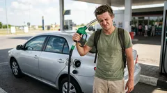 Jak ušetřit palivo na cestách: praktické a účinné metody